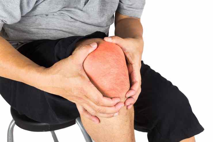 Il dolore al ginocchio può essere un grave problema