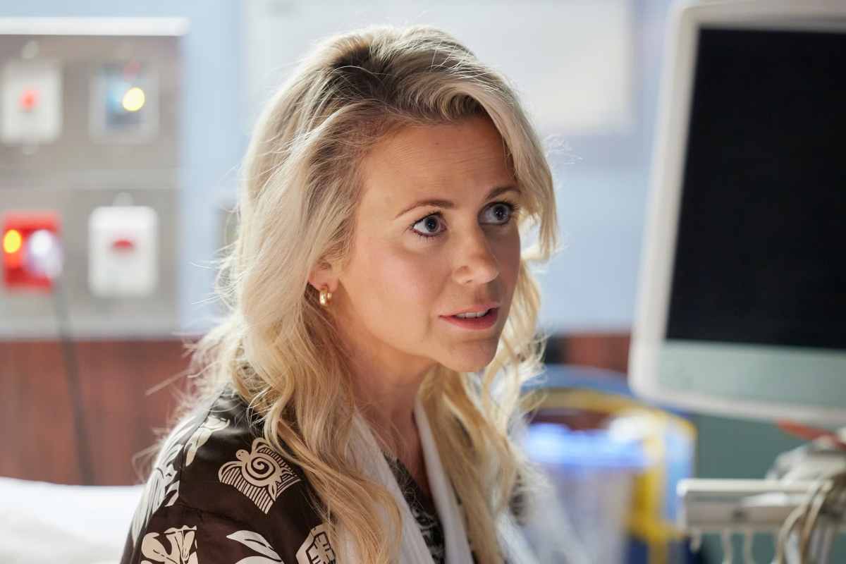Rachael Carpani nell'ultimo ruolo di Claudia Salini in Home and Away