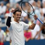 Lorenzo Musetti esulta